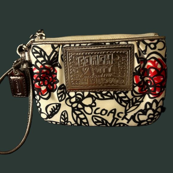 Coach Poppy Y2K Graffiti Daisey Wristlet with hang tag Silver Hardware EUC - Picture 1 of 10